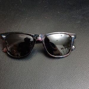 Classic Black Polarized Sunglasses